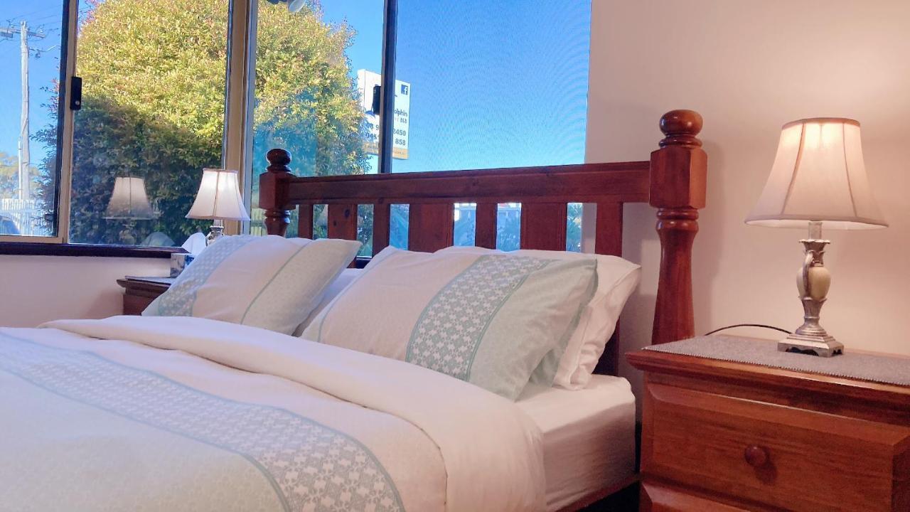 The Royal Dolphin Bed & Breakfast Safety Bay Rockingham Dış mekan fotoğraf