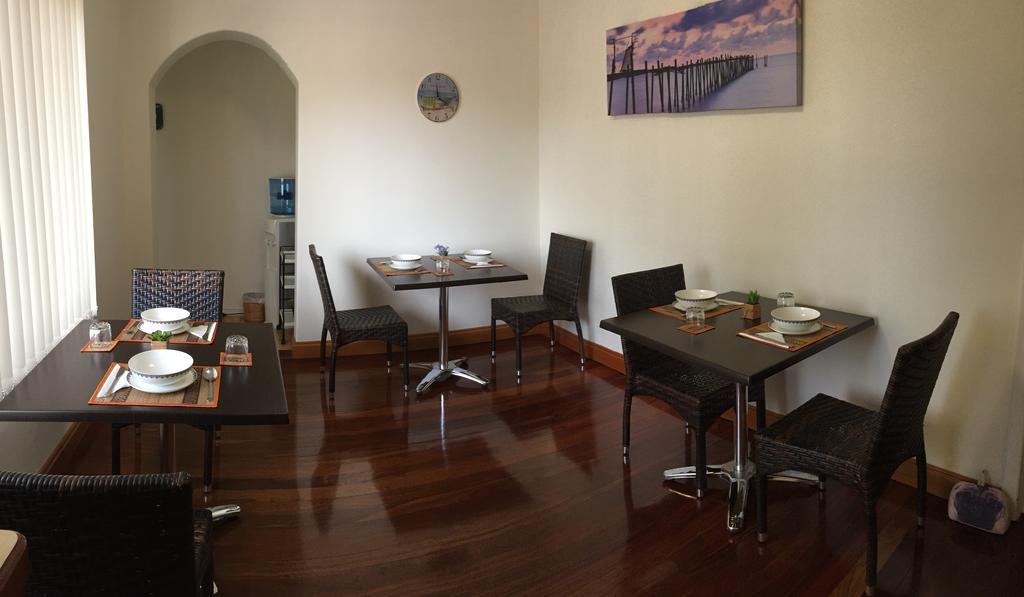 The Royal Dolphin Bed & Breakfast Safety Bay Rockingham Dış mekan fotoğraf