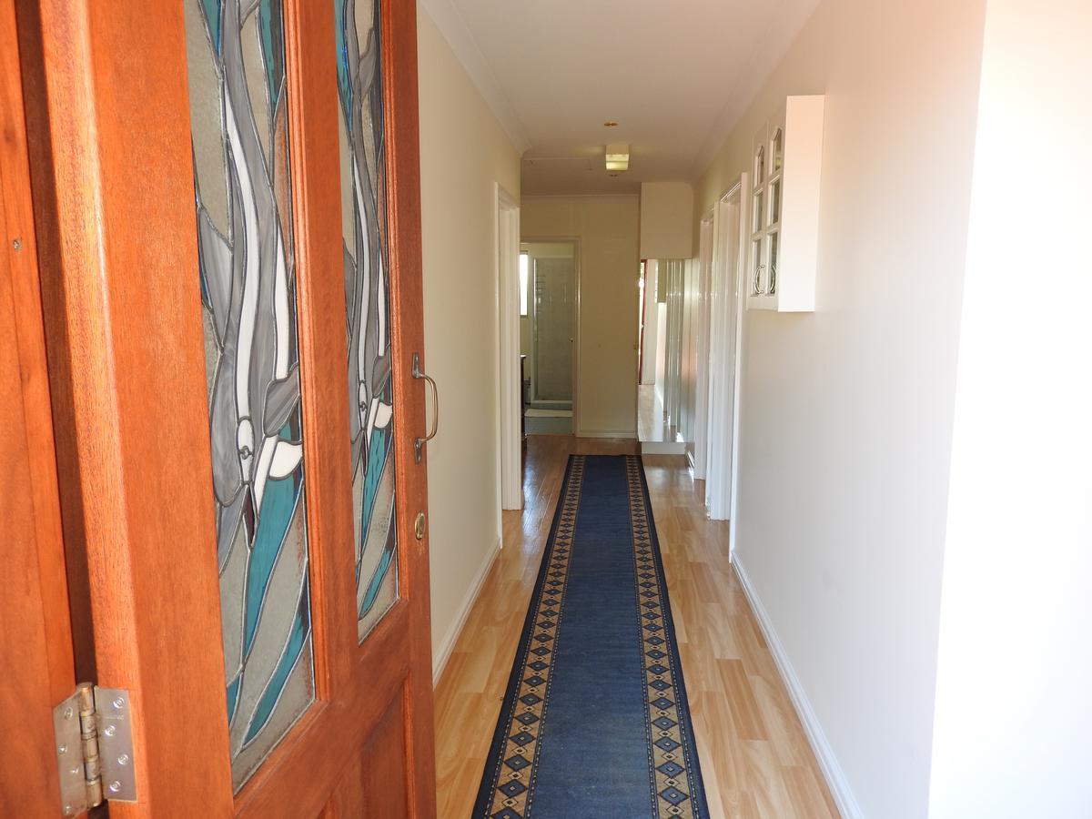 The Royal Dolphin Bed & Breakfast Safety Bay Rockingham Dış mekan fotoğraf